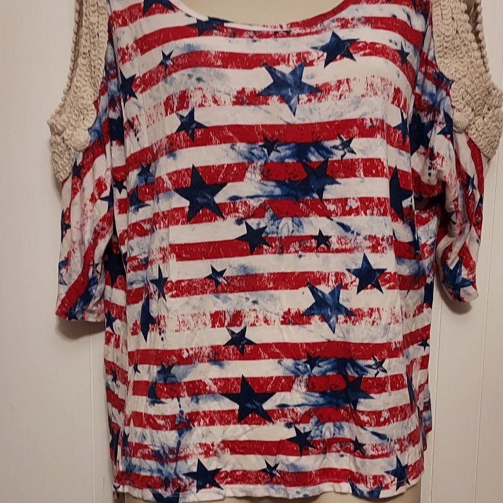 Rue 21  M  VGC  arm pit to pit 22 inch length 24 1/2  95 Rayon/spandex